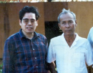 Ta Mok (right) with Chinese advisor during the 1980s. (Source: Documentation Center of Cambodia Archives)
