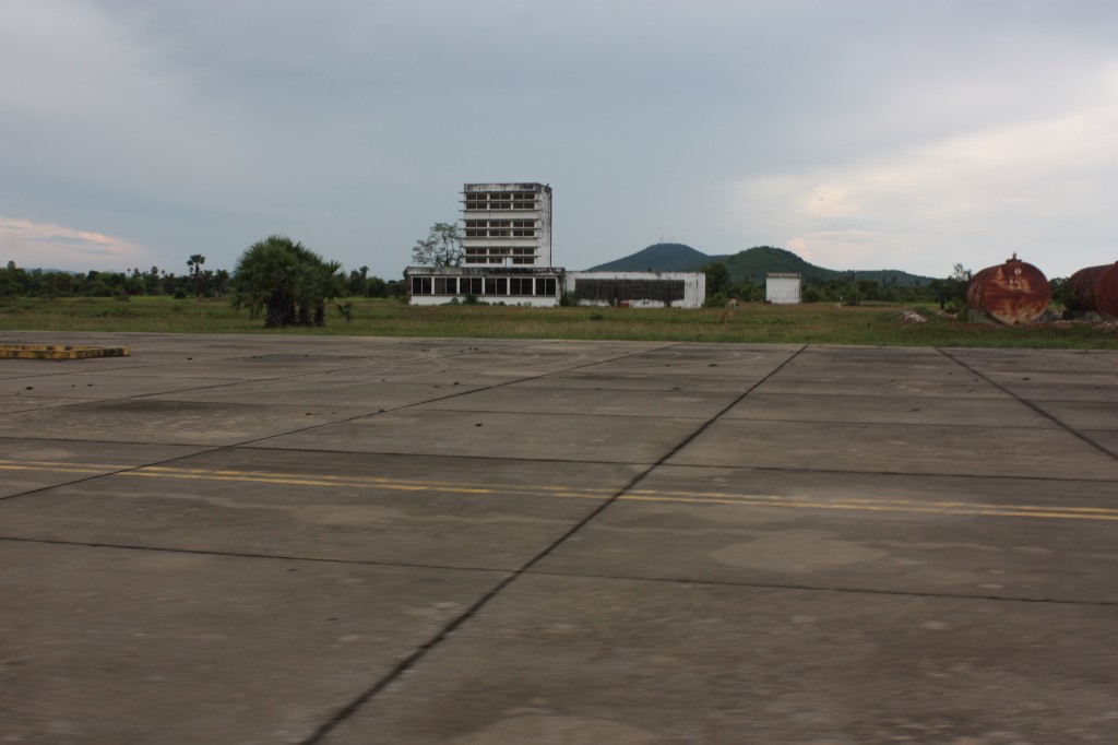 A rare picture of the Kampong Chhnang Airport (Courtesy of Kim Sovanndany from DC-CAM)